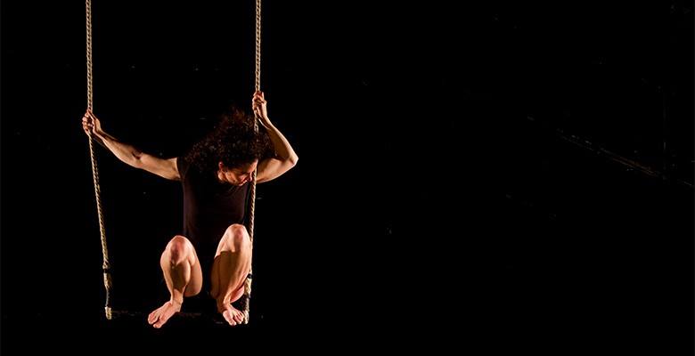 0000s_0026_4.-en-haut-en-bas-2-kevin-rolland