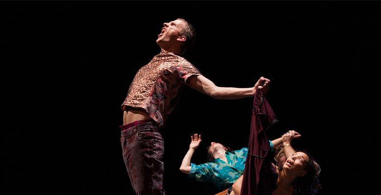 © Nina-Flore Hernandez